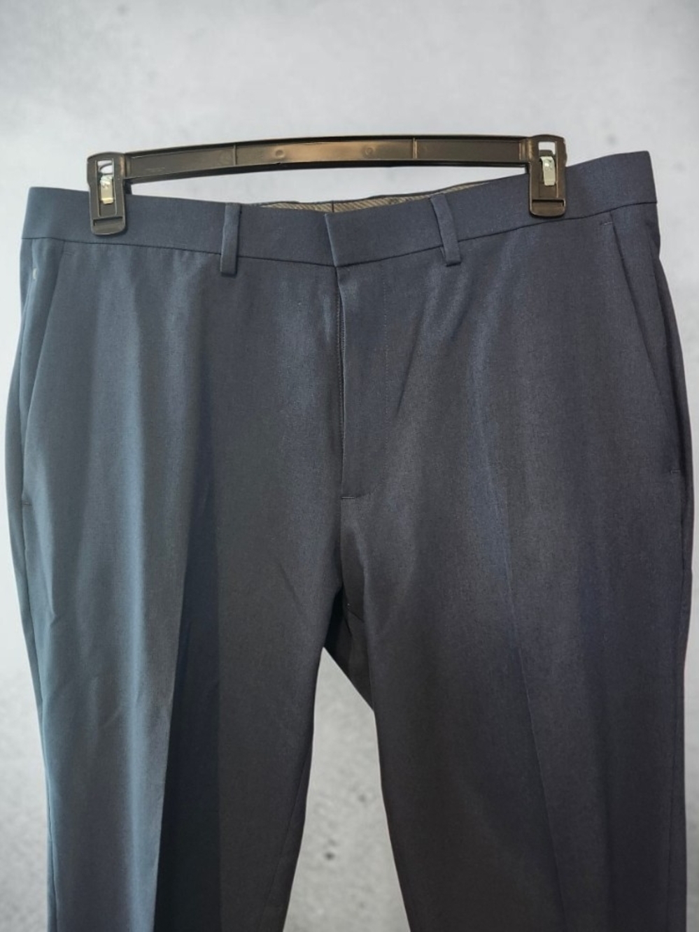 Izod Men's Dress Pants